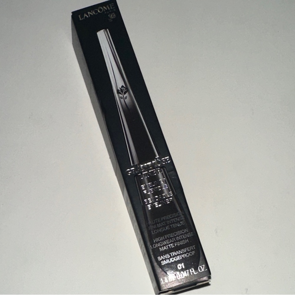Lancôme Grandiose Flexible Eyeliner - Noir Mirifique 01 - Picture 2 of 6